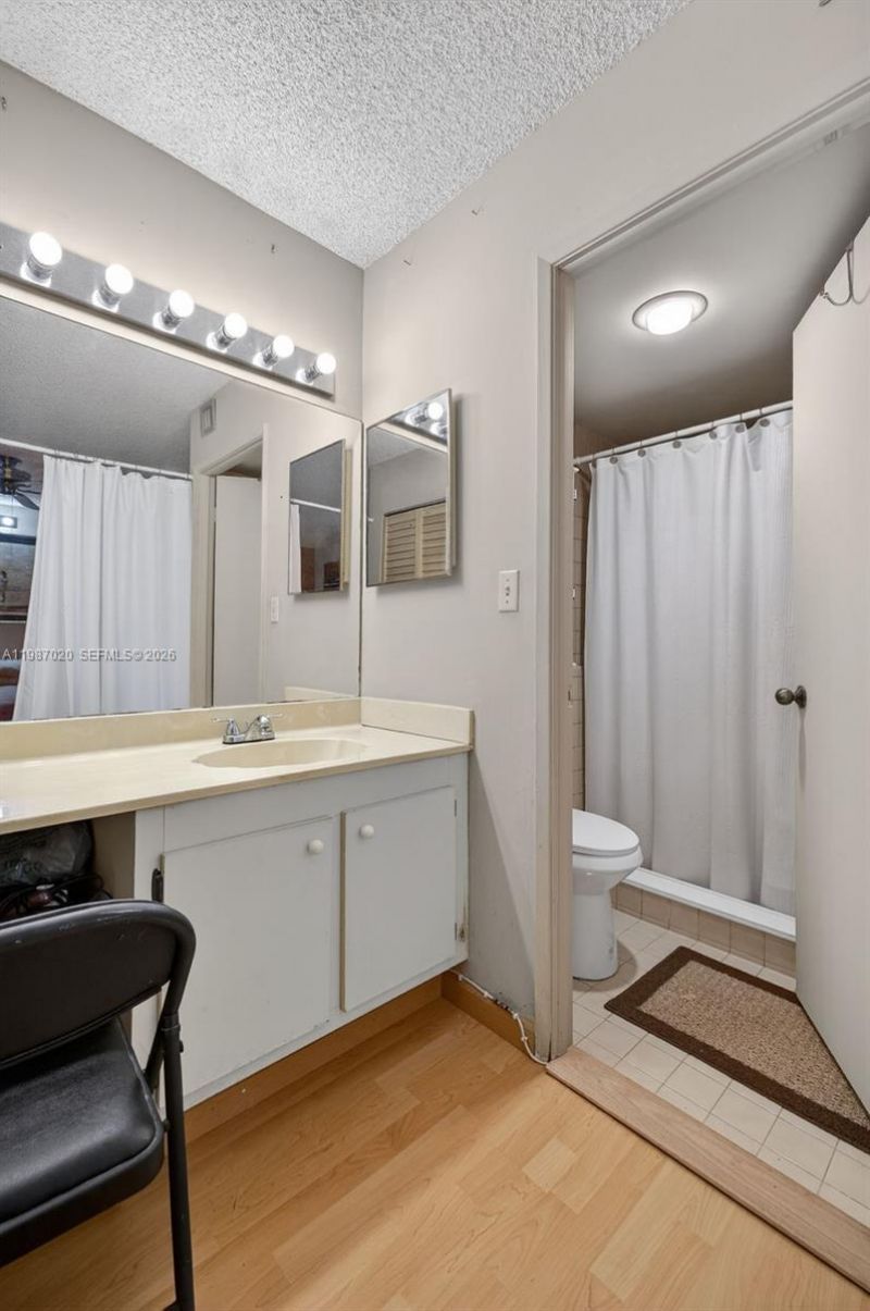 3350 NE 192nd St, Unit 5H-B, Aventura, FL 33180 Photo