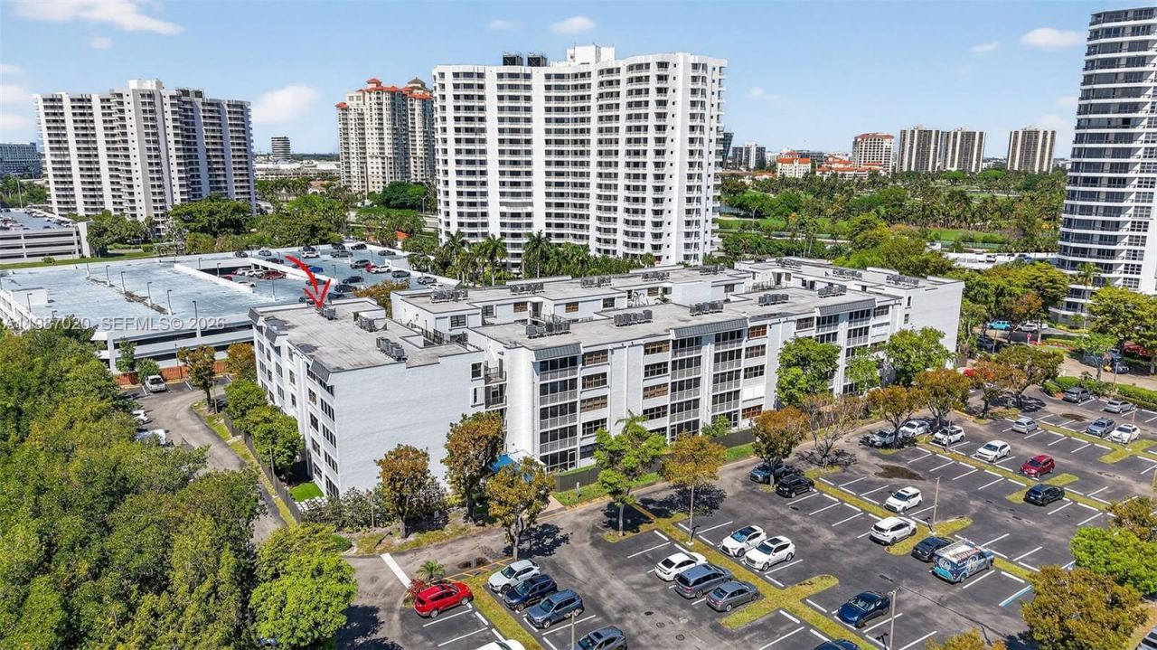 3350 NE 192nd St, Unit 5H-B, Aventura, FL 33180 Photo