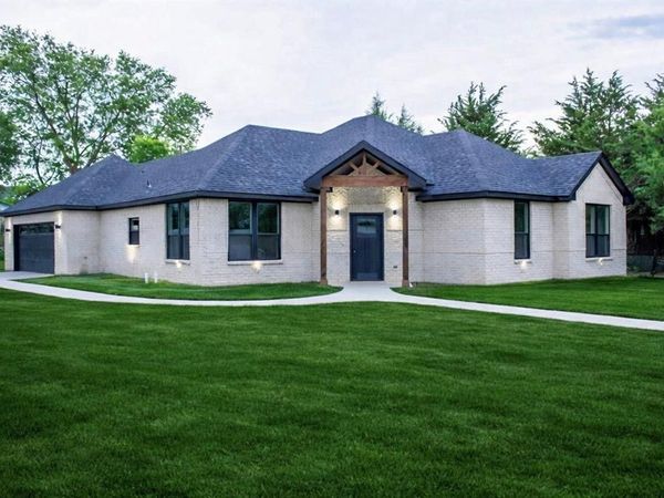 2212 Lakeshore Lane, Glenn Heights, TX 75154