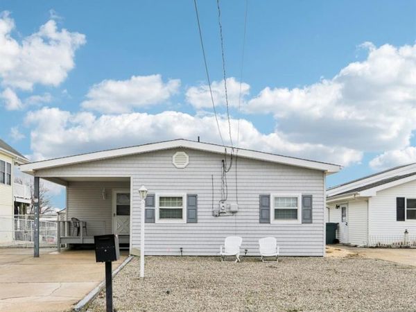 21 Lake Michigan Drive, Little Egg Harbor, NJ 08087
