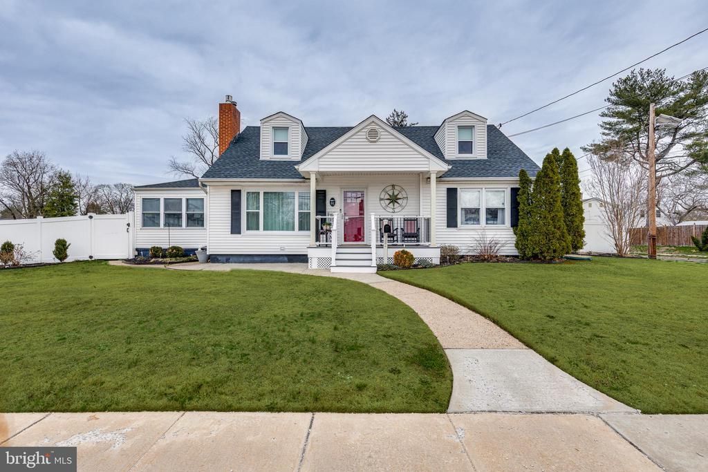 91 Wilbur Henry Drive, Florence, NJ 08518 Main Photo