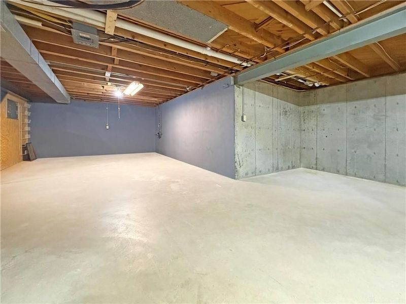 2215 Wellington Road, Middletown, OH 45044 Photo 24