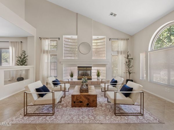 4850 S Hudson Place, Chandler, AZ 85249