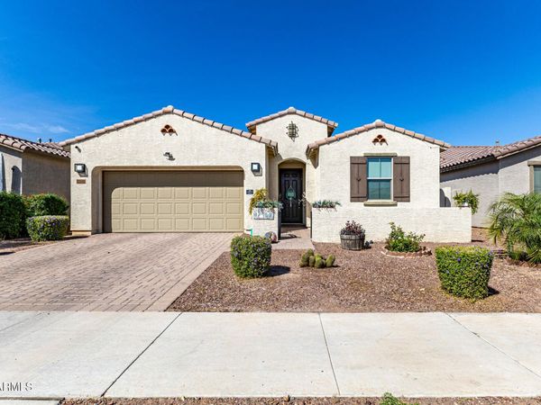 17460 W LARKSPUR Drive, Surprise, AZ 85388