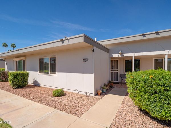 10874 W COGGINS Drive, Sun City, AZ 85351