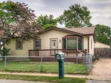 4321 N 14TH Street, CARTER LAKE, IA 51510