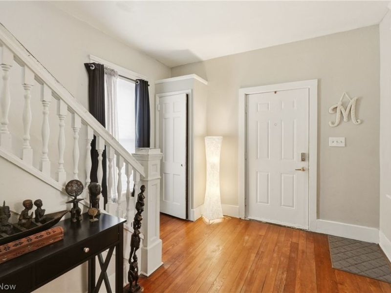 975 Raymond Street , Akron, OH 44307 Photo 5