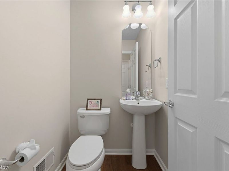 3998 Gardiner Run, Akron, OH 44321 Photo 11