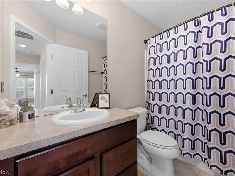 3998 Gardiner Run, Akron, OH 44321 Photo 18