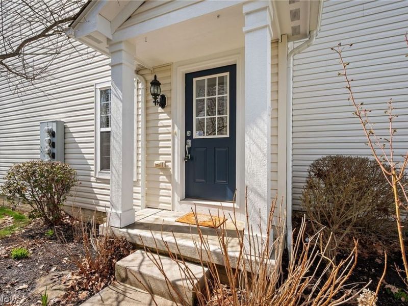 3998 Gardiner Run, Akron, OH 44321 Photo 2