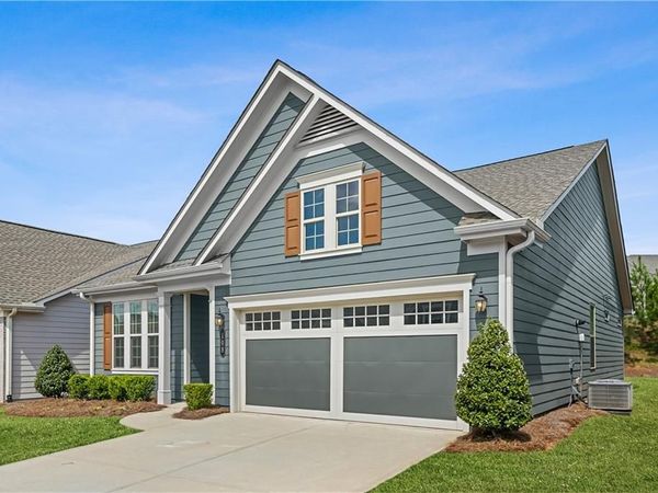 108 Red Maple Drive, Peachtree City, GA 30269