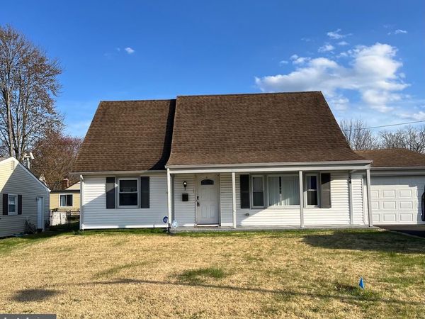 54 MIDDLETON LANE, WILLINGBORO, NJ 08046