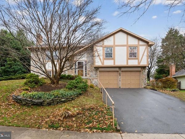 1726 GLASTONBERRY ROAD, POTOMAC, MD 20854