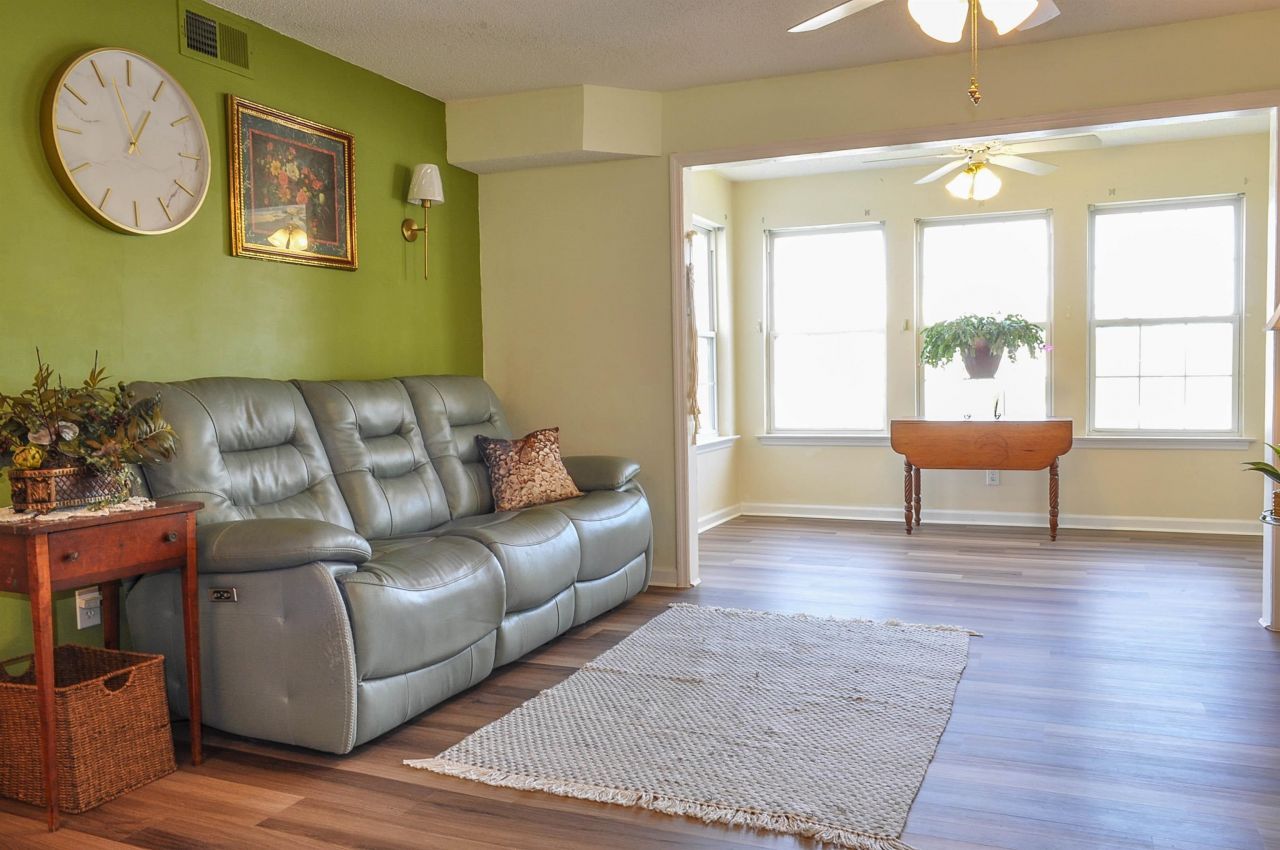 8642 Southbridge Dr.  Photo 16