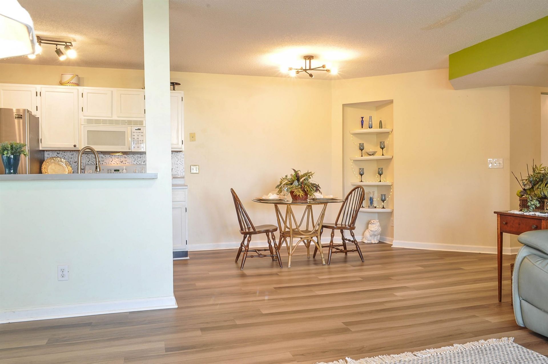 8642 Southbridge Dr. Photo 27
