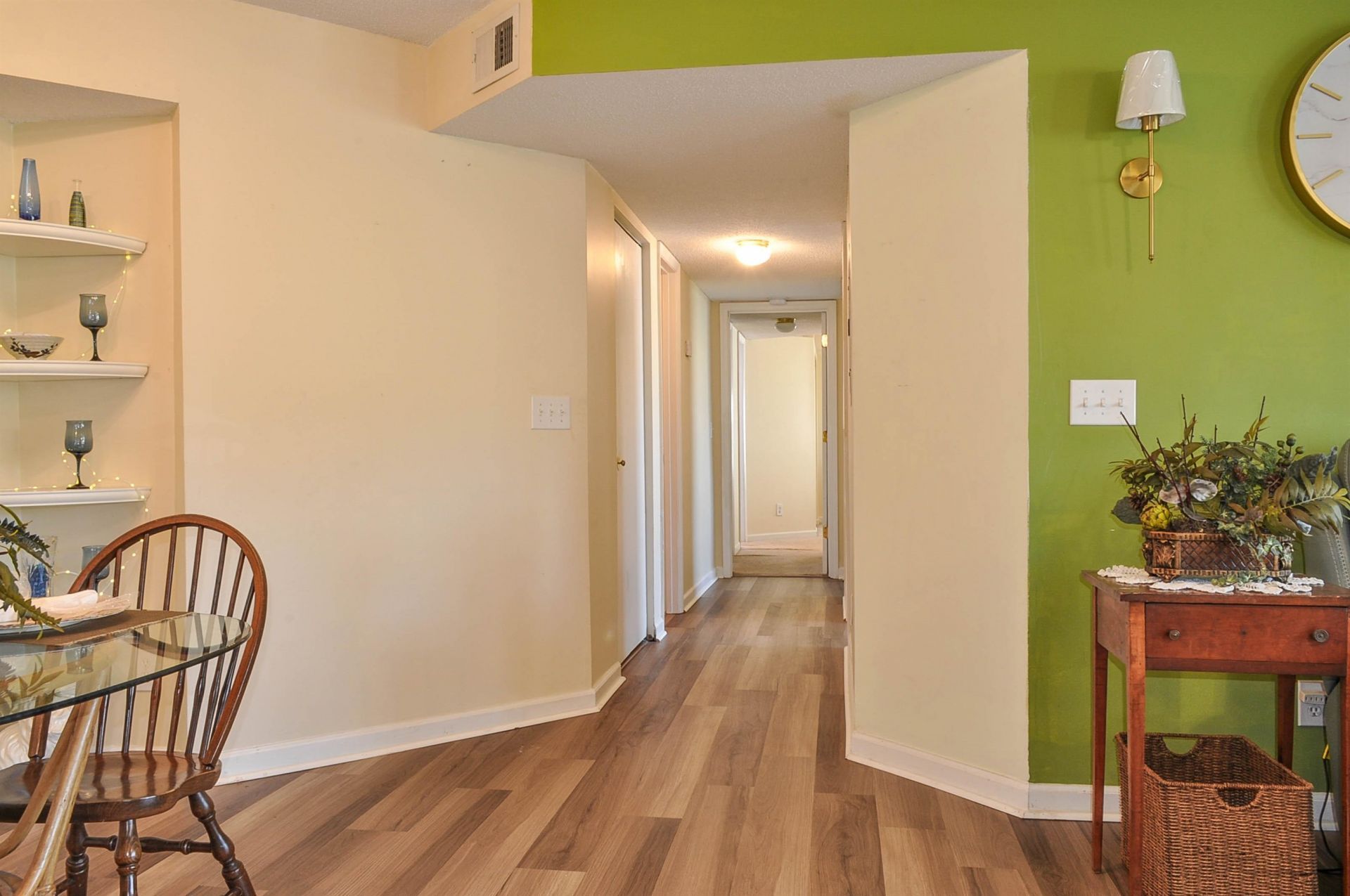 8642 Southbridge Dr. Photo 29