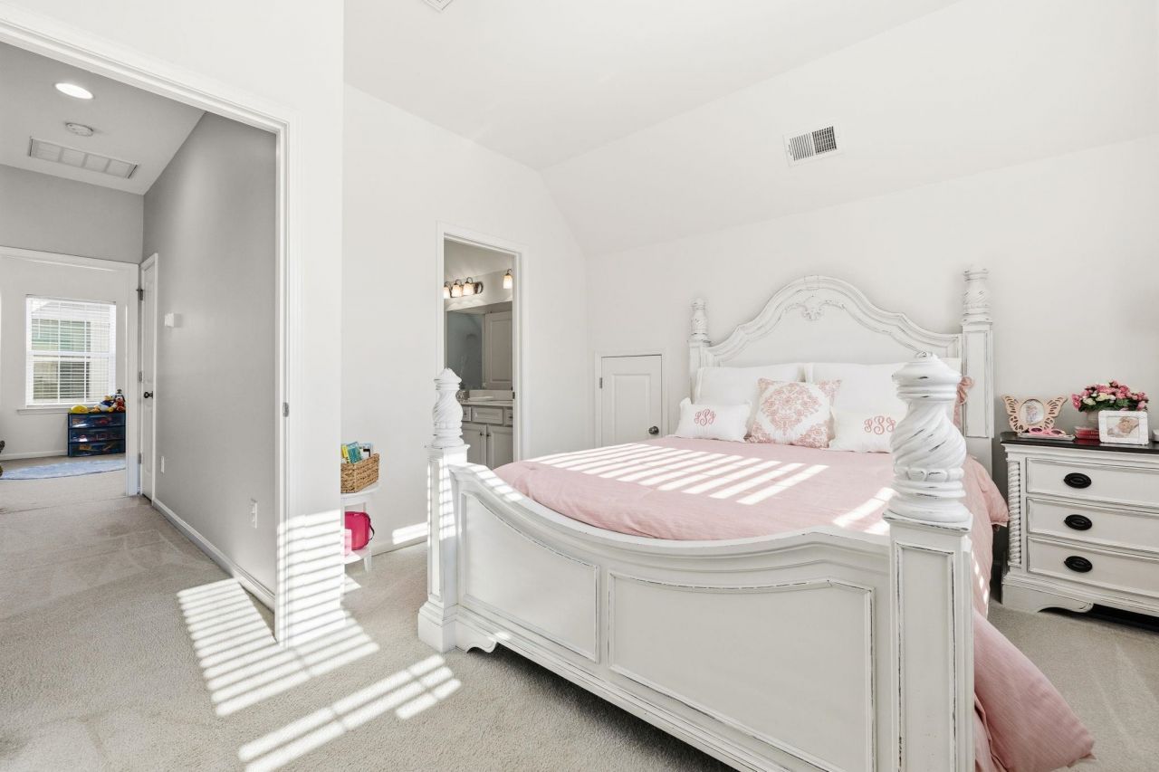138 Marblehead Ct. Photo 27