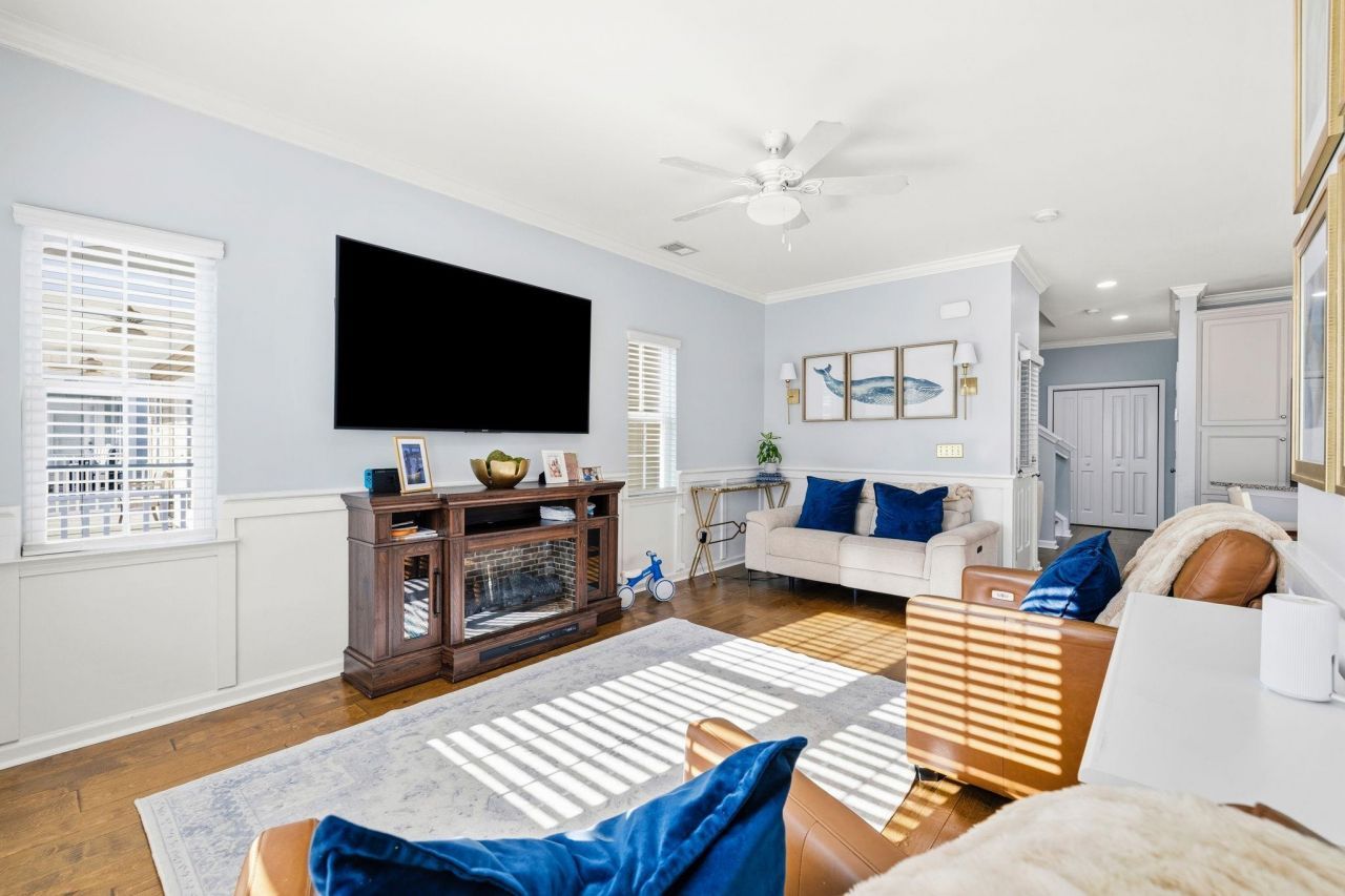 138 Marblehead Ct. Photo 9