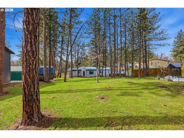 159 N IRLENA RD, Tygh Valley, OR 97063