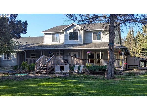 905 SW BURNS LN, Madras, OR 97741