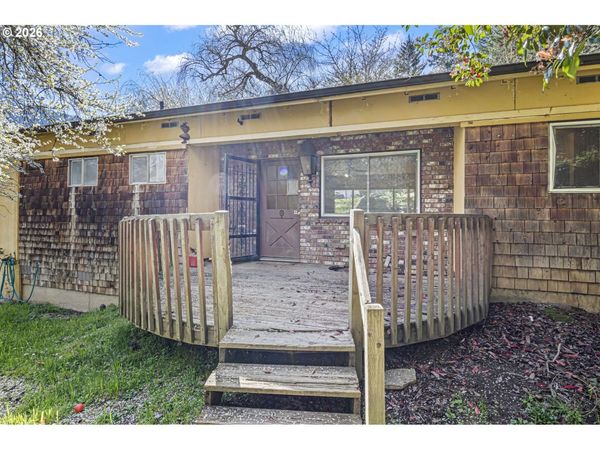 531 NW HARRISON ST, Canyonville, OR 97417