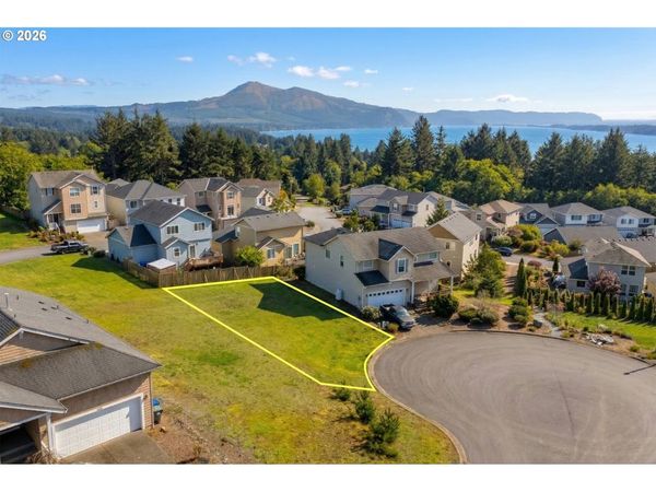 Sequoia LOOP, Unit 89, Netarts, OR 97143