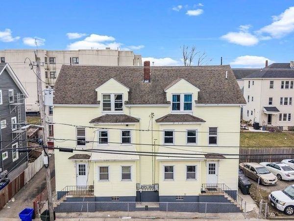 173 County St, Fall River, MA 02723
