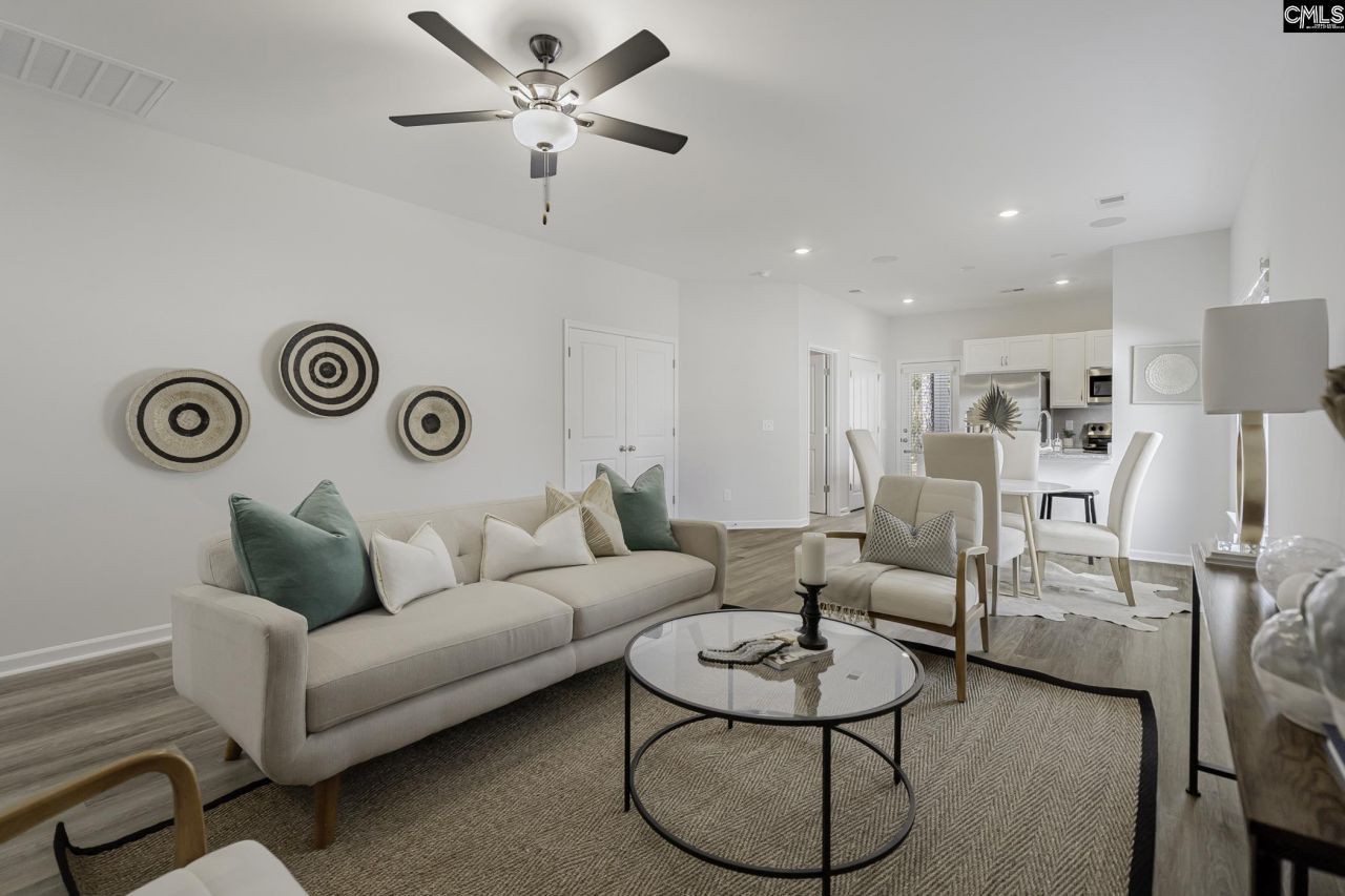 278 Brando Way Photo 13