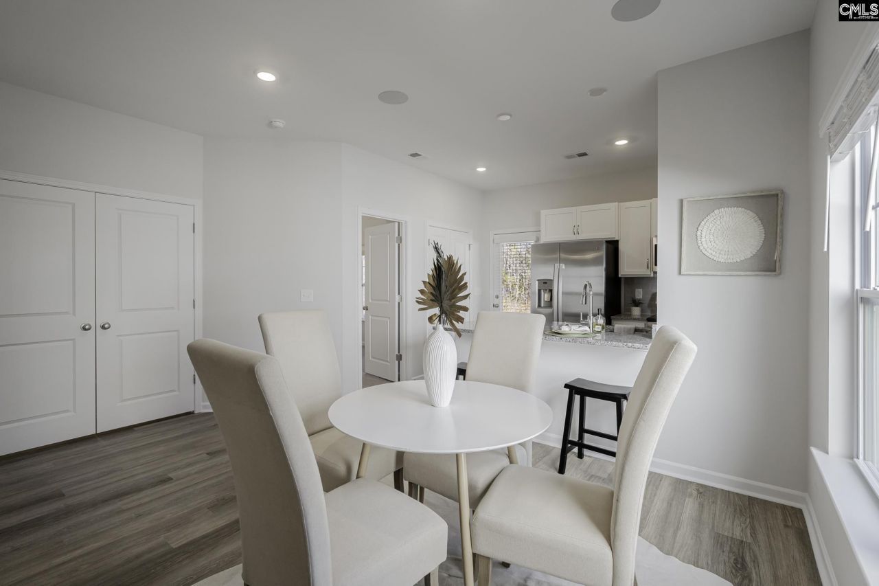 278 Brando Way Photo 18