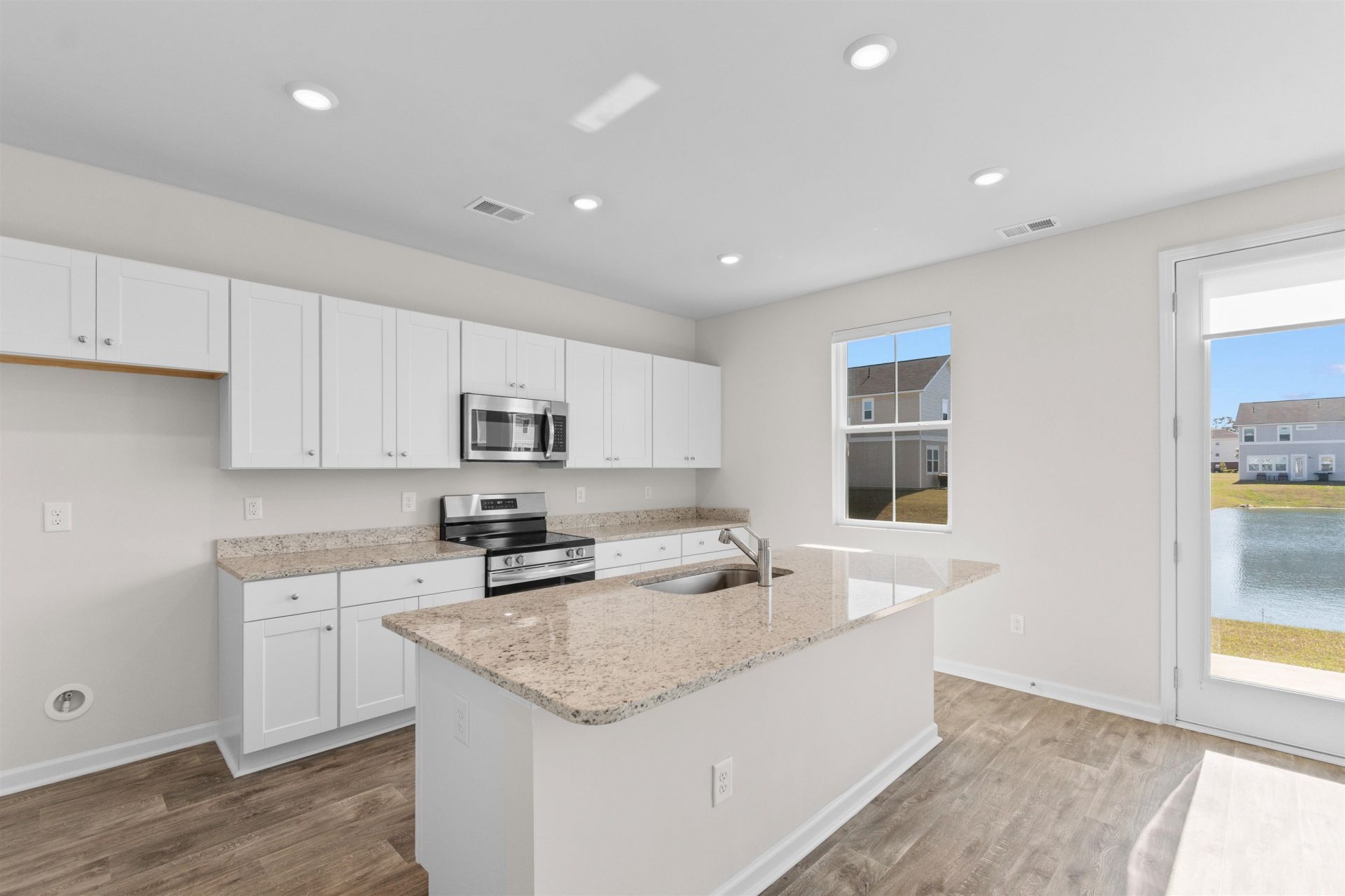 172 Cypress Hollow Dr. Photo 10