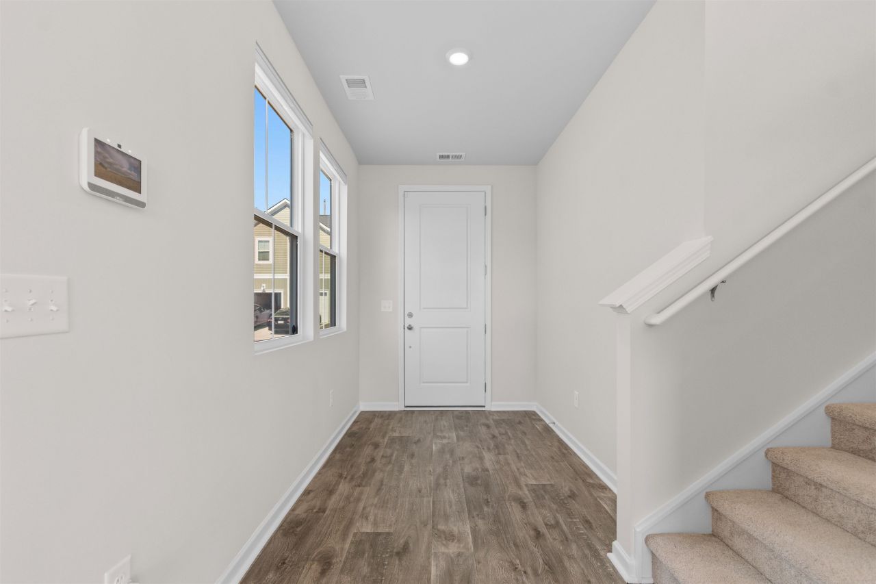 172 Cypress Hollow Dr. Photo 4