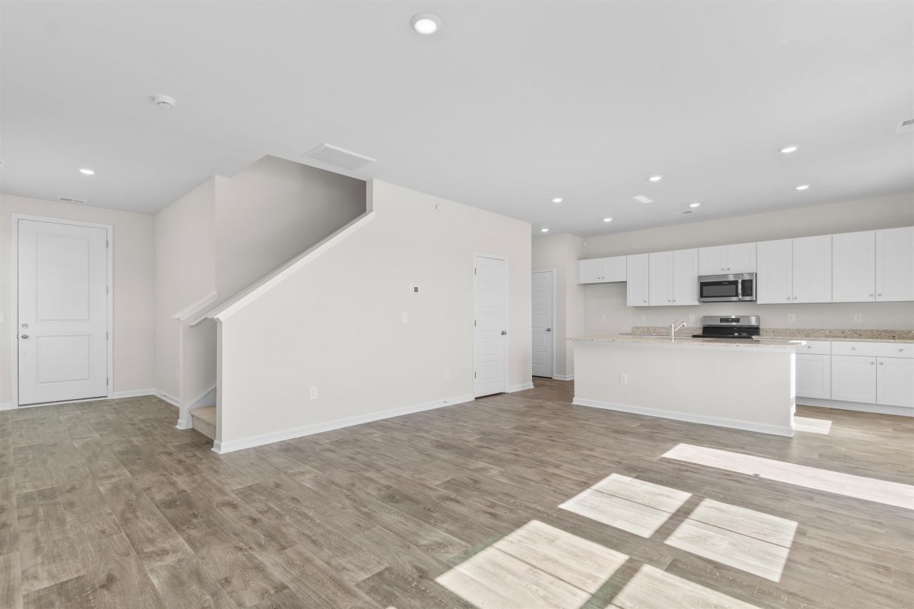 172 Cypress Hollow Dr. Photo 7