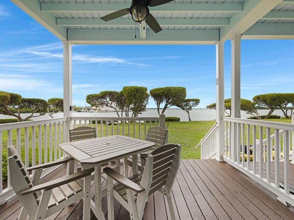 5067 Sunset Village Drive, Duck, FL 33050