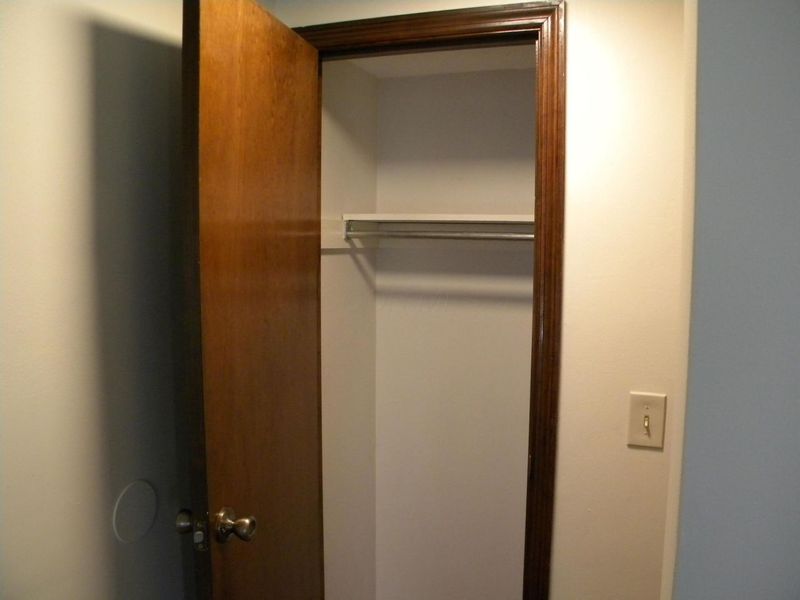 501 Clairbrook Avenue , Unit JG8, Columbus, OH 43228 Photo 15