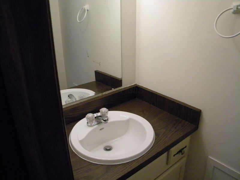 501 Clairbrook Avenue , Unit JG8, Columbus, OH 43228 Photo 19