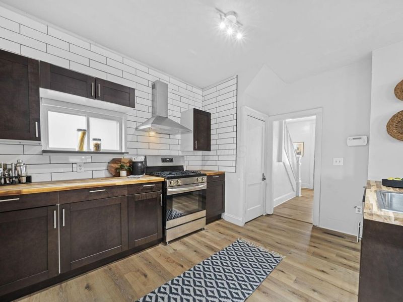 796 E 4th Avenue , Columbus, OH 43201 Photo 10