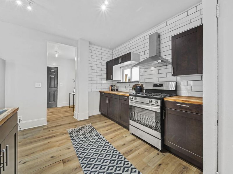 796 E 4th Avenue , Columbus, OH 43201 Photo 12