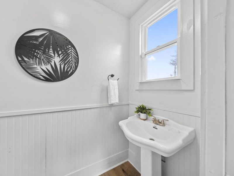 796 E 4th Avenue , Columbus, OH 43201 Photo 17