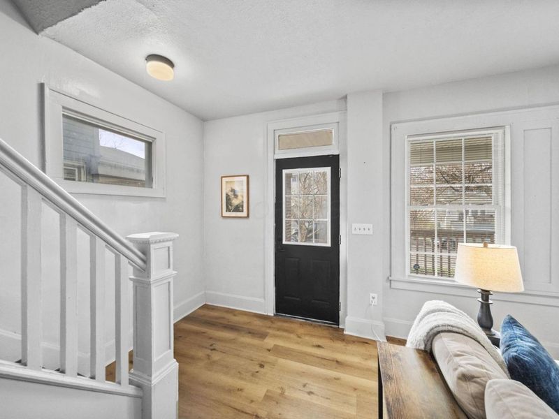 796 E 4th Avenue , Columbus, OH 43201 Photo 2