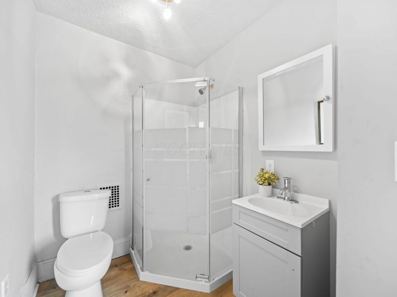 796 E 4th Avenue , Columbus, OH 43201 Photo 23