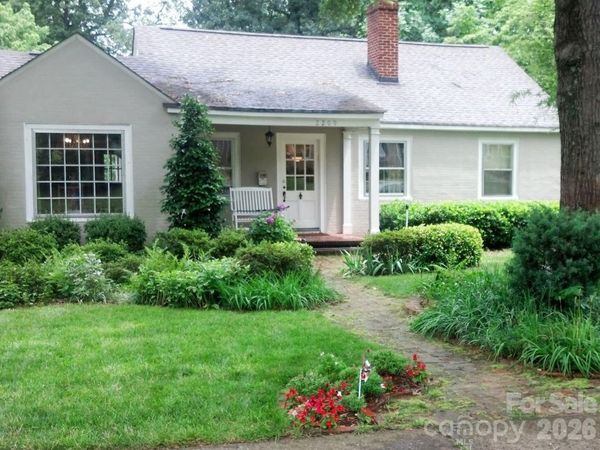 2209 Cumberland Avenue, Charlotte, NC 28203