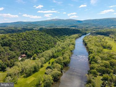1660 CANOE RIVER DRIVE, RILEYVILLE, VA 22650
