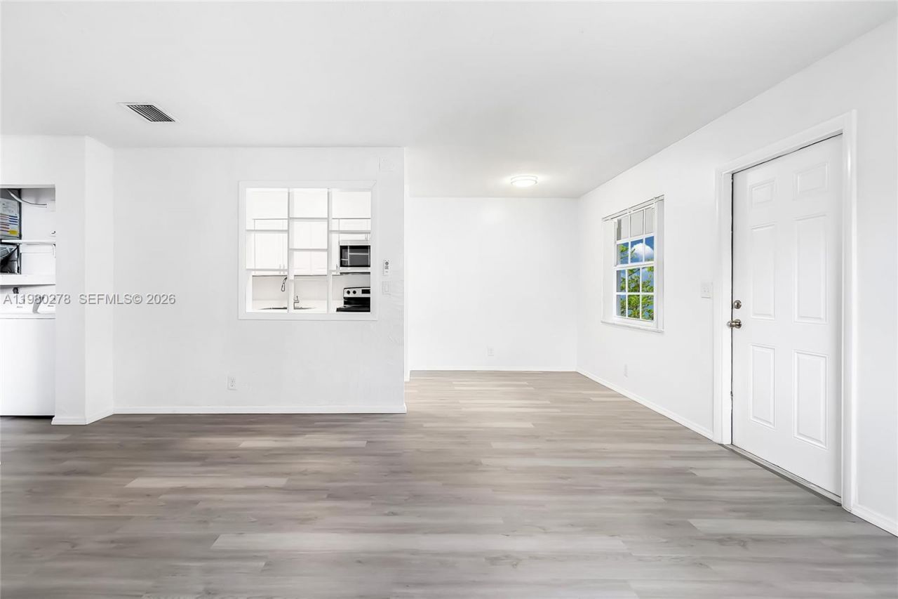 2327 NW 52nd Ct, Unit 2327, Fort Lauderdale, FL 33309 Photo