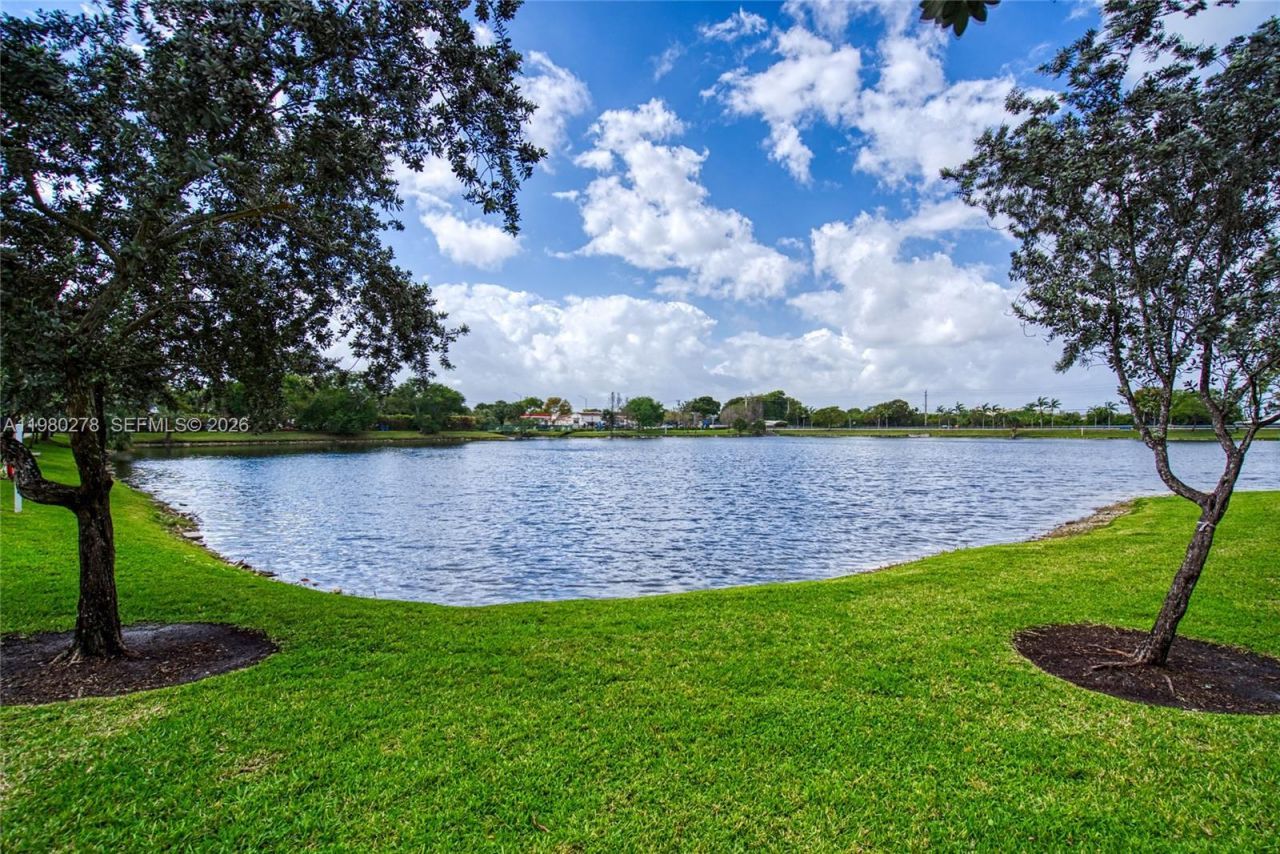 2327 NW 52nd Ct , Unit 2327, Fort Lauderdale, FL 33309 Photo