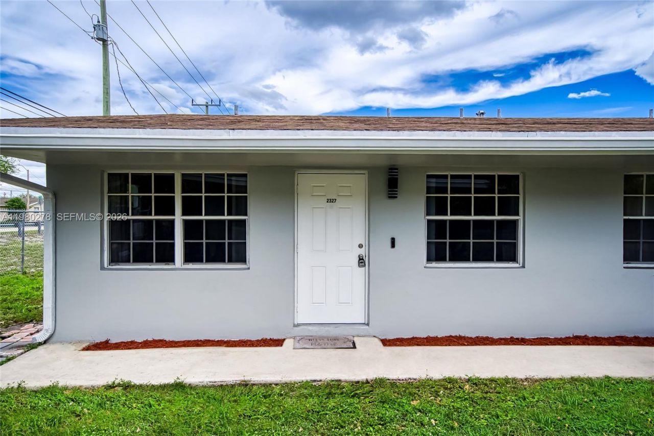 2327 NW 52nd Ct, Unit 2327, Fort Lauderdale, FL 33309 Photo