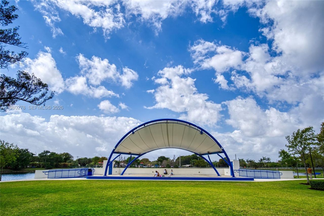 2327 NW 52nd Ct, Unit 2327, Fort Lauderdale, FL 33309 Photo