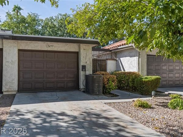 2477 Vallarta Circle, Las Vegas, NV 89121