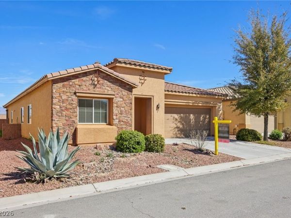 4780 Lorenzo Way, Pahrump, NV 89061