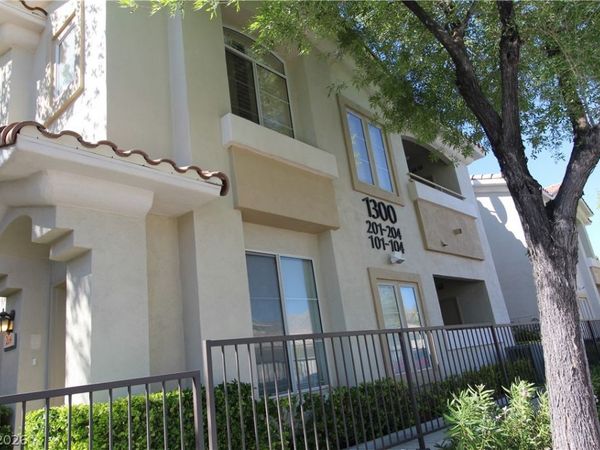 1300 RED GABLE Lane , Unit 203, Las Vegas, NV 89144