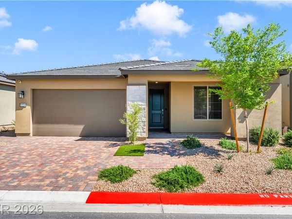 10216 Chrysolite Place, Las Vegas, NV 89143